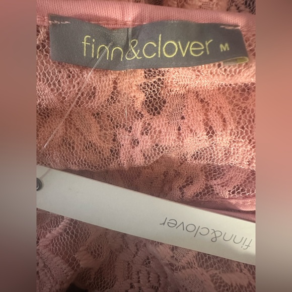 finn & clover Blouse in Soft Pink - Picture 4 of 4